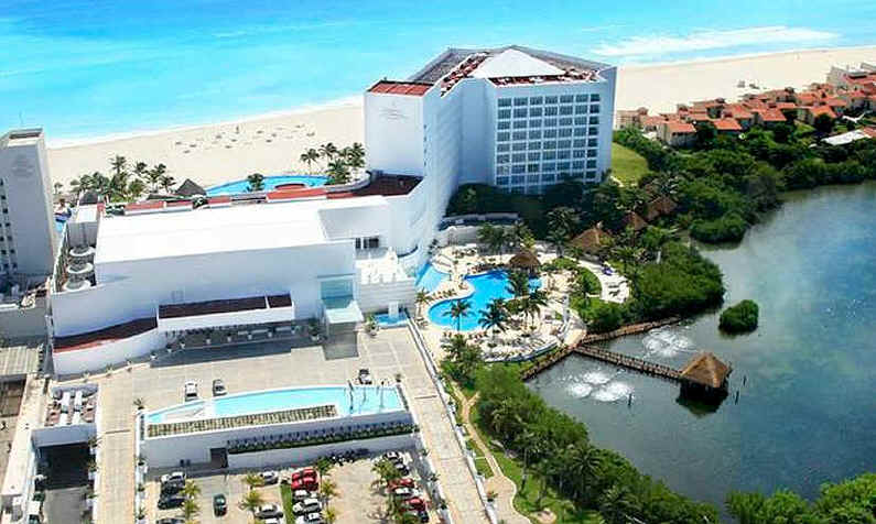 Le Blanc Spa Resort